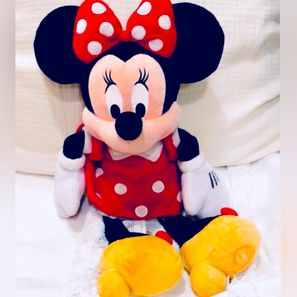 Disney Store exclusive Minnie Mouse plush